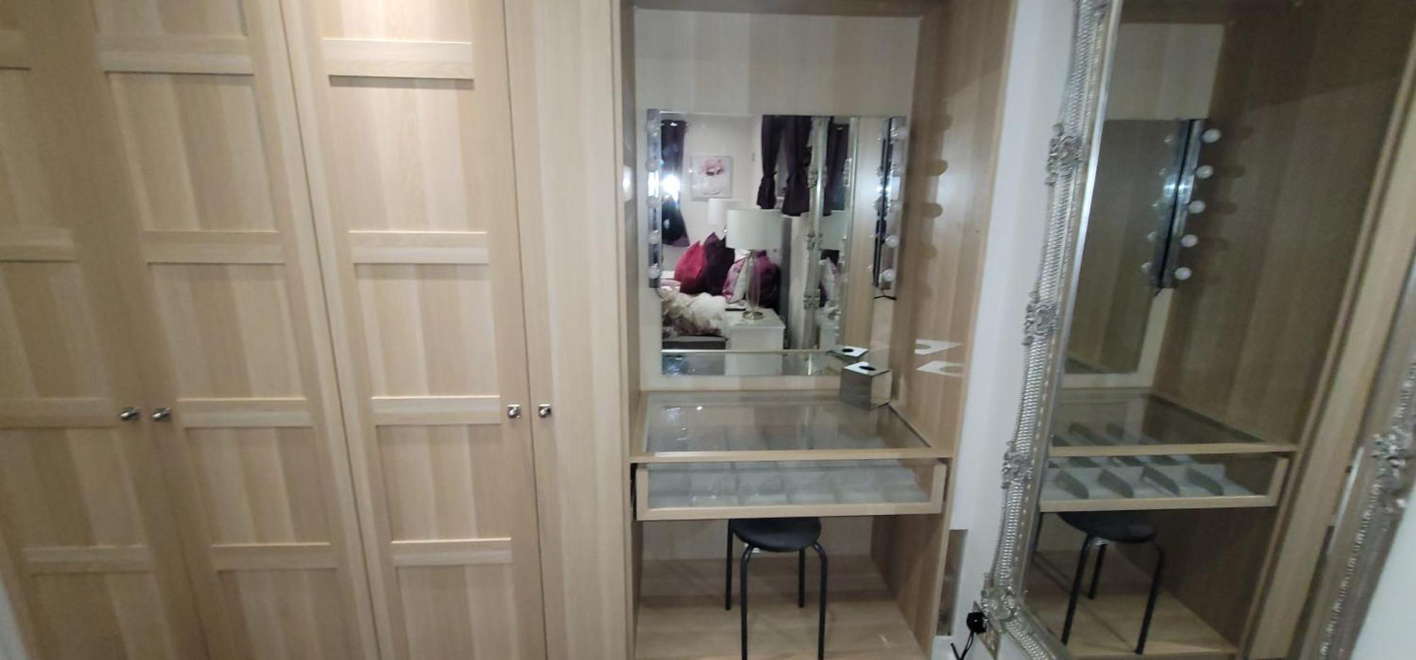 4 Private Bedroom House With 3 Parking Spaces Free Perth