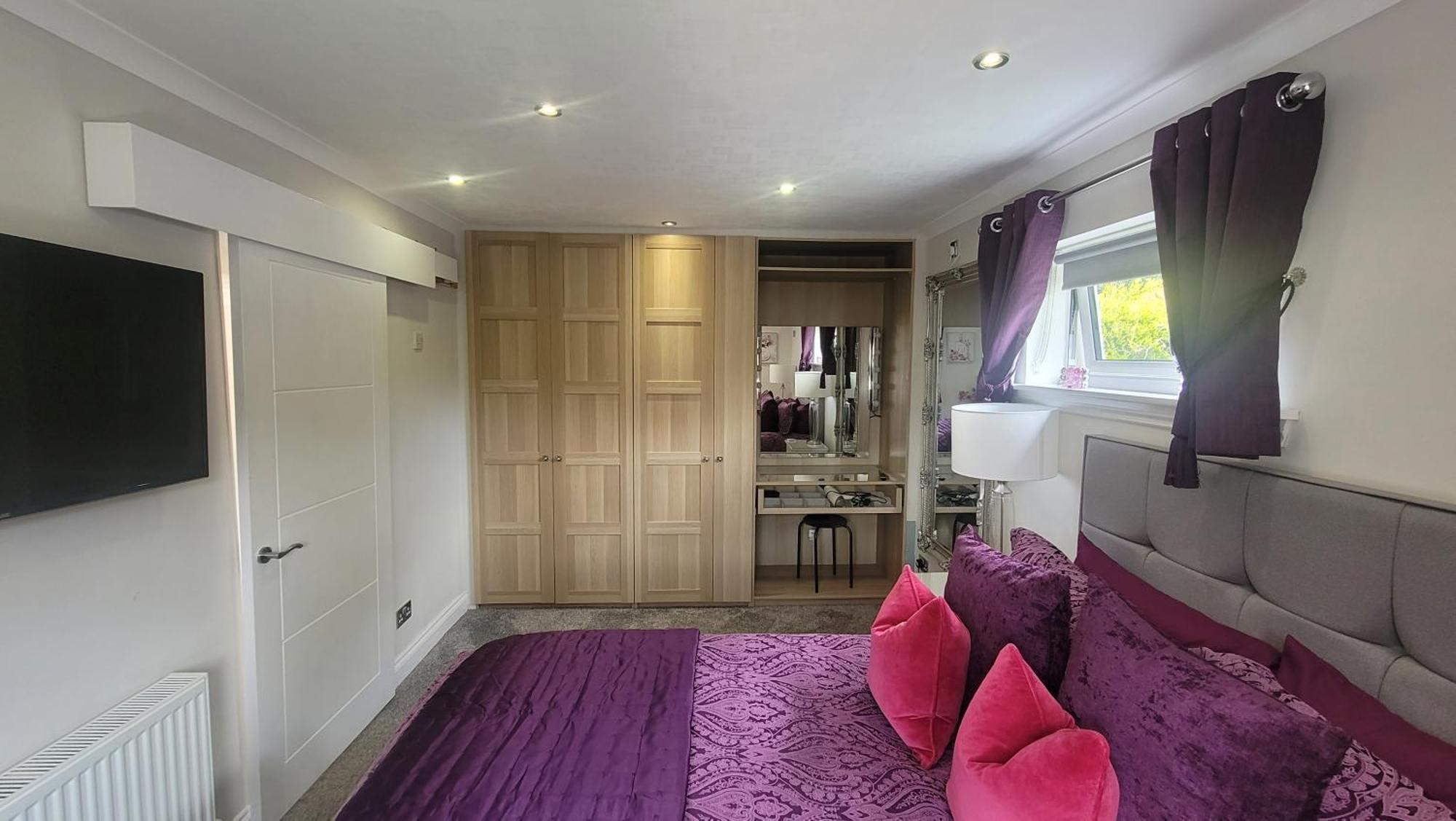 4 Private Bedroom House With 3 Parking Spaces Free Appartement *
